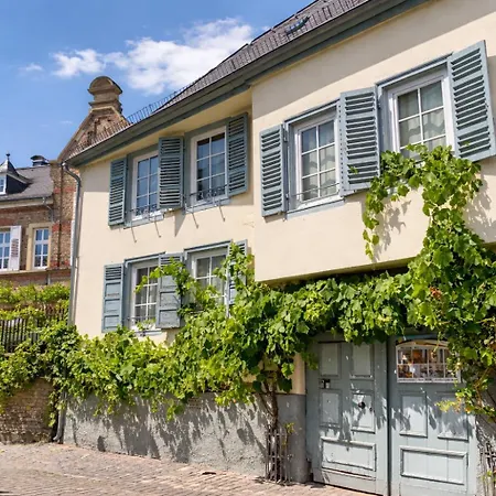 Zur Goldenen Traube Apartment *